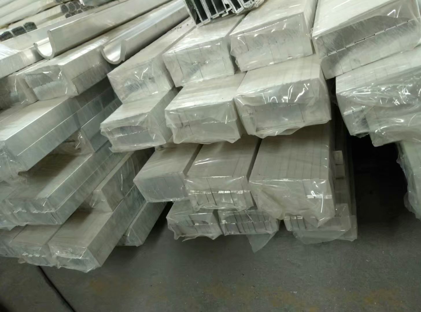 5040 aluminum alloy square bar/round bar manufacturer Chines