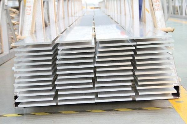 7050 T74 T7451 Extruded aluminium flat bar