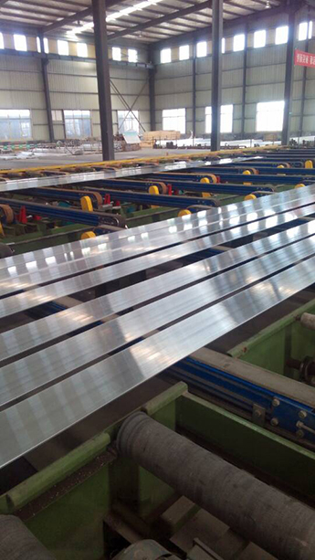 Electrical grade aluminum busbar